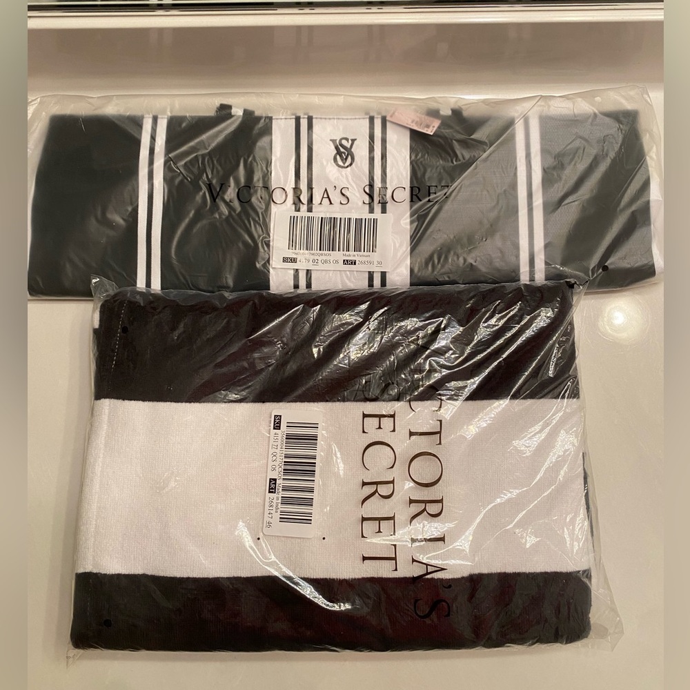 Victoria secret beach tote and towel - Picture 2 of 6
